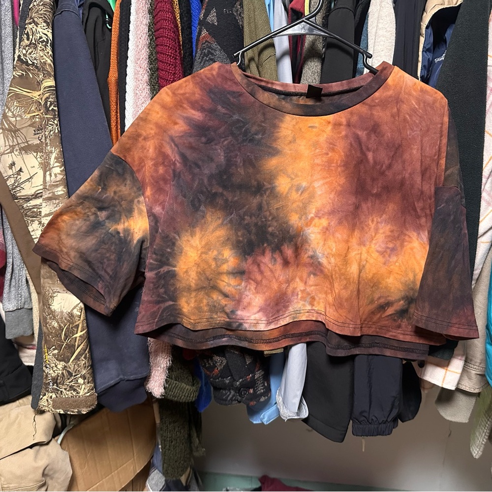 SHEIN Orange and Black Tie-Dye Crop Top